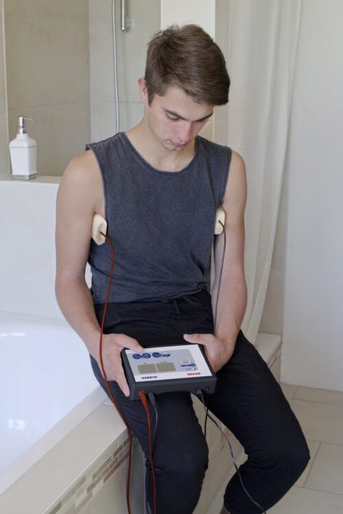 DP450 Underarm Iontophoresis Machine In Use